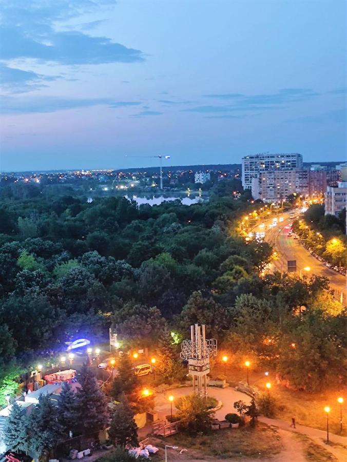 Lake And Park View Residence Bucarest Esterno foto